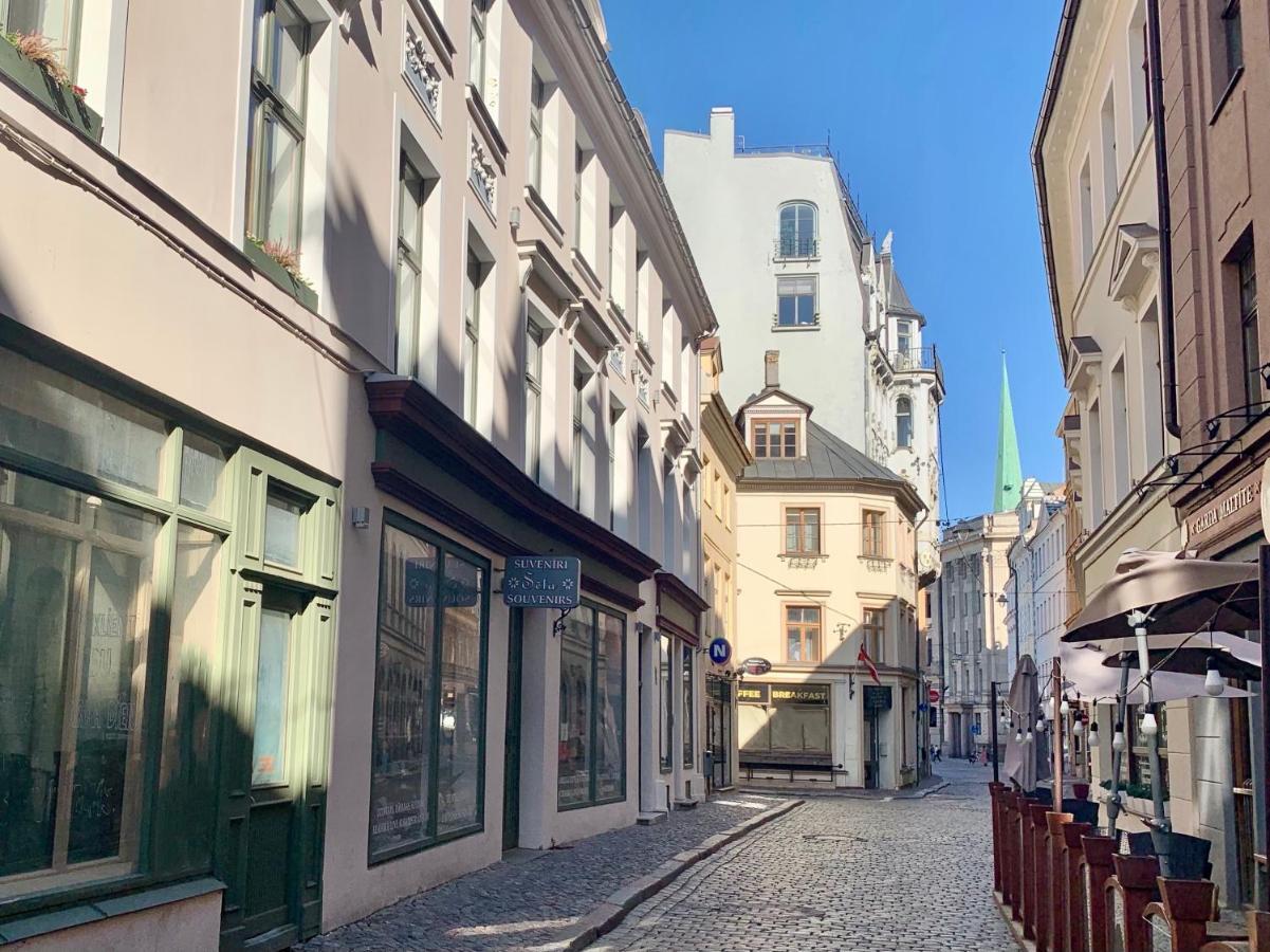Stylish New Apartment In Riga Old Town - City Centre, Self Check-In, Walkable To Major Attractions Extérieur photo