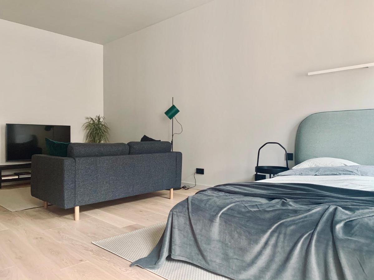Stylish New Apartment In Riga Old Town - City Centre, Self Check-In, Walkable To Major Attractions Extérieur photo