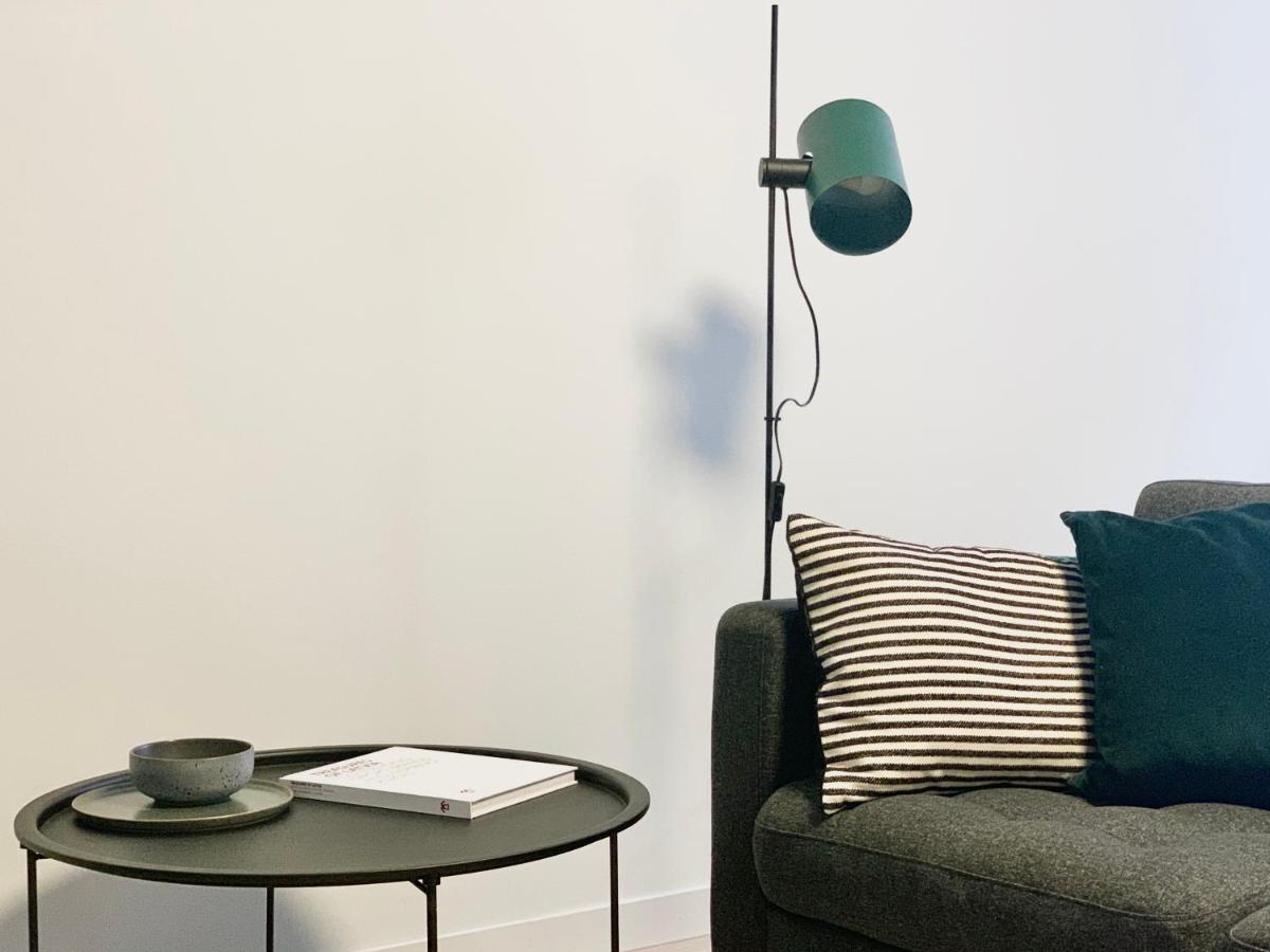 Stylish New Apartment In Riga Old Town - City Centre, Self Check-In, Walkable To Major Attractions Extérieur photo